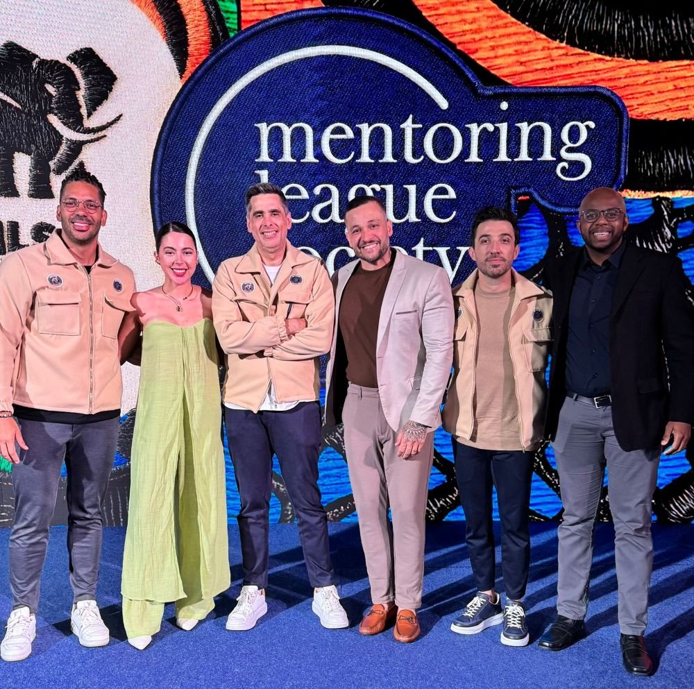 Natasha Tavares com Flávio Augusto, Joel Jota e Caio Carneiro
